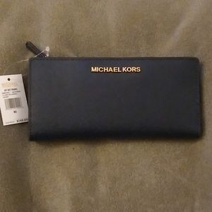 Michael Kors Navy Large Card Case Carryall